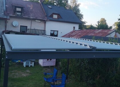 Bioklimatická ocelová pergola zahradní volně stojící 3