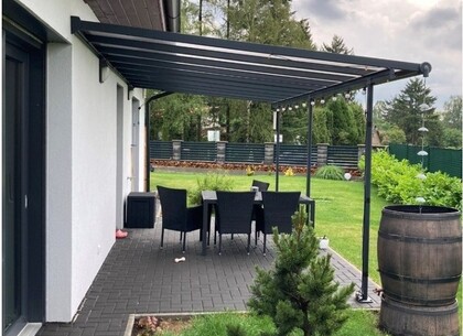 Pevné rámové zasklení pergoly 2